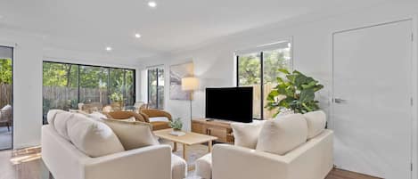 Apartment | Living room