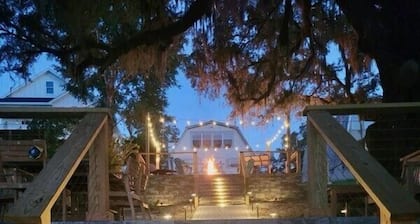 Crystal Lake Oasis:White-Sand Beach | Kayaks | Fire Pit