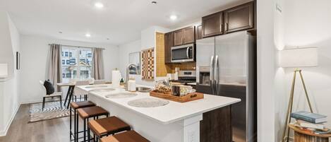 Microwave, oven, stovetop, dishwasher