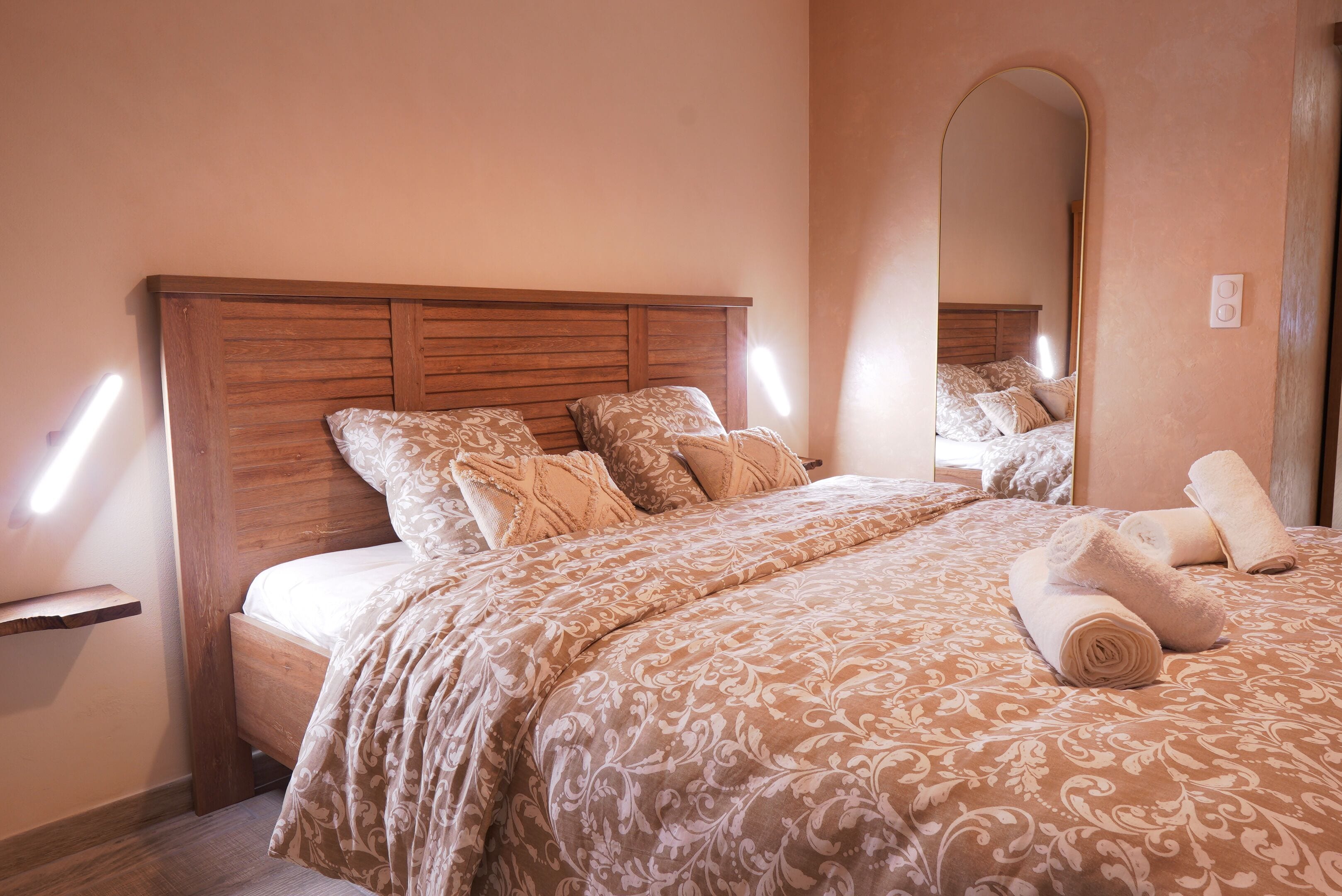 熨斗/熨衣板、上网接入、床单