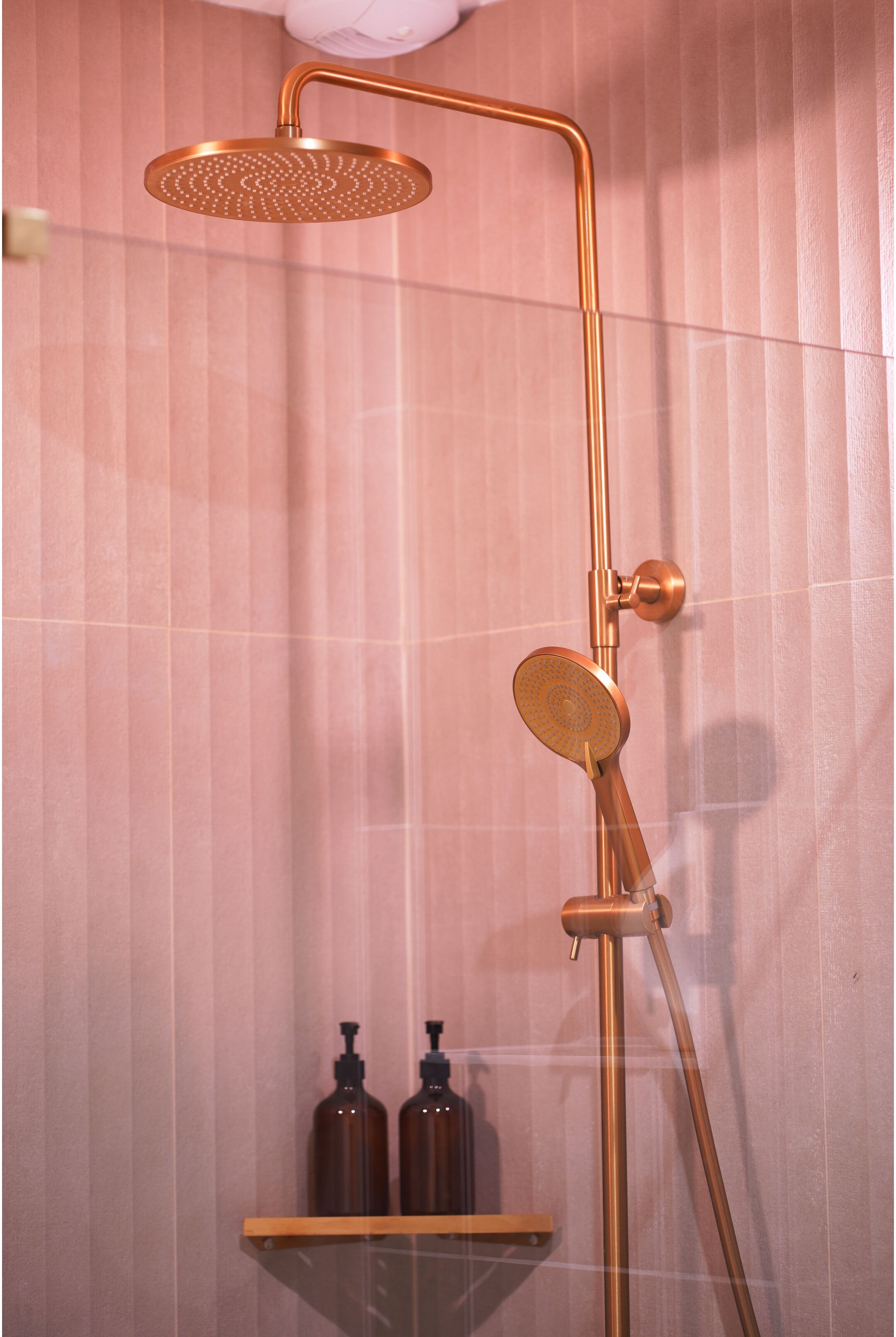 Jetted tub, hair dryer, towels, soap