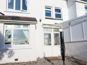 Exterior detail - Trevarthian (St Austell)