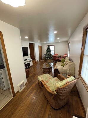 Living area - Charming 3BR Duplex Near Lakeside Rose Garden & Downtown Fort Wayne (Fort Wayne)