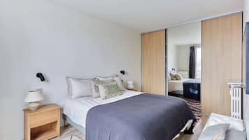 1 Schlafzimmer, Bügeleisen/Bügelbrett, Bettwäsche