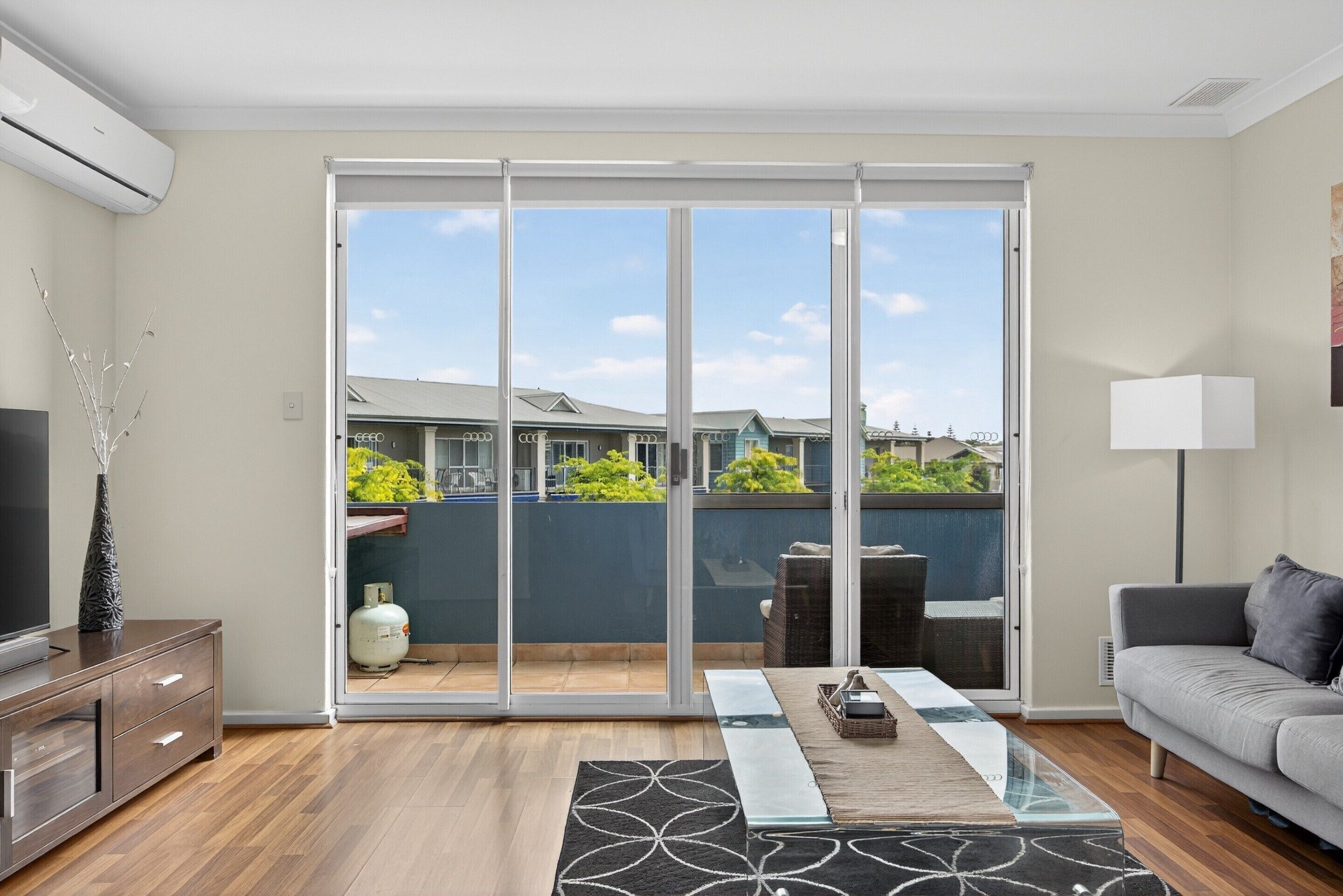 Apartment | Living room