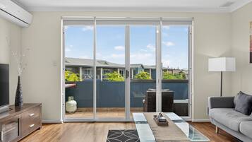 Apartment | Living room