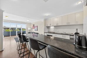 Leilighet | Eget kjøkken | Kjøleskap og kjøkkenutstyr