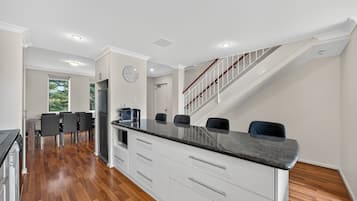 Apartment | Private kitchen | Fridge, cookware/dishes/utensils