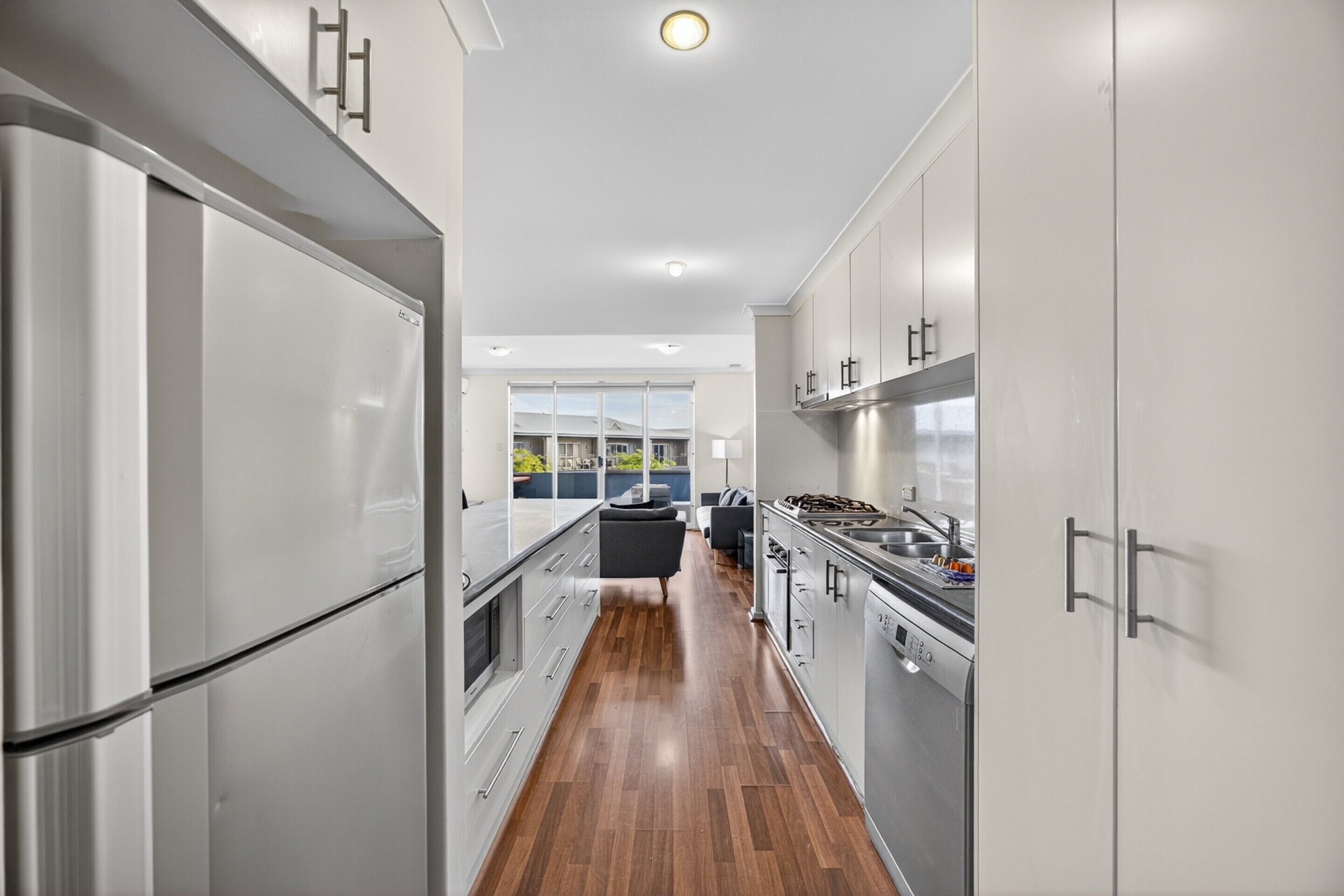 Apartment | Private kitchen | Fridge, cookware/dishes/utensils