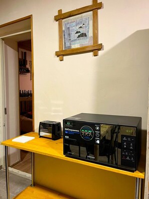 Interior - Wine Vanult Apartment Tbilisi (T'bilisi)