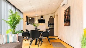 Uklassifisert bilde, 4 av 32, knapp