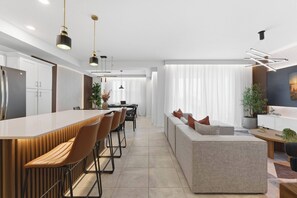 Interior - 207 Storey Lake Brand New 7 Guests 2 BDR Lake View (Kissimmee)