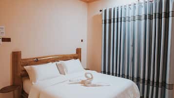 Deluxe kamer | Een bureau, gratis wifi