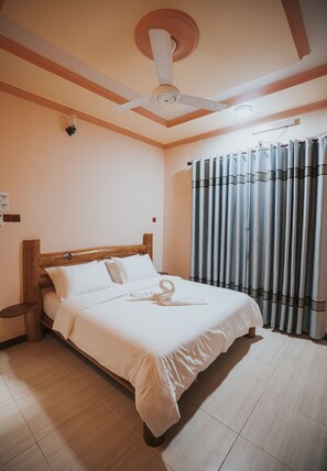 디럭스룸 | 책상, 무료 WiFi