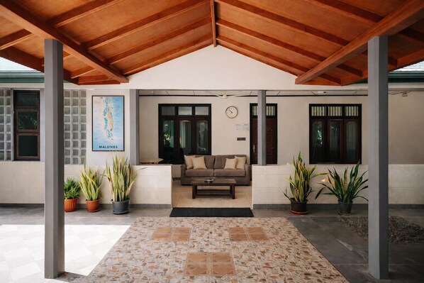 Bagian depan properti