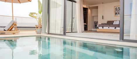 Royal Room | Select Comfort beds, in-room safe, individually decorated