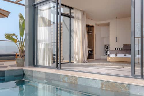 Royal-Zimmer | Select-Comfort-Betten, Zimmersafe, individuell dekoriert