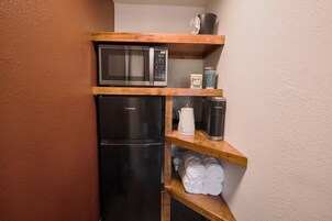 Standard Single Room | Interior