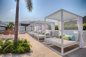 Terrace/patio - Rooftop Pool + Hot tub + Gym | Romantic Zone Haven (Puerto Vallarta)