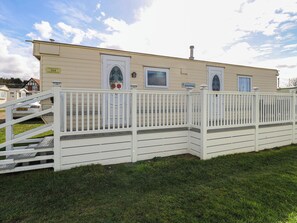Exterior - Whispering Meadows - 104 (Great Yarmouth)