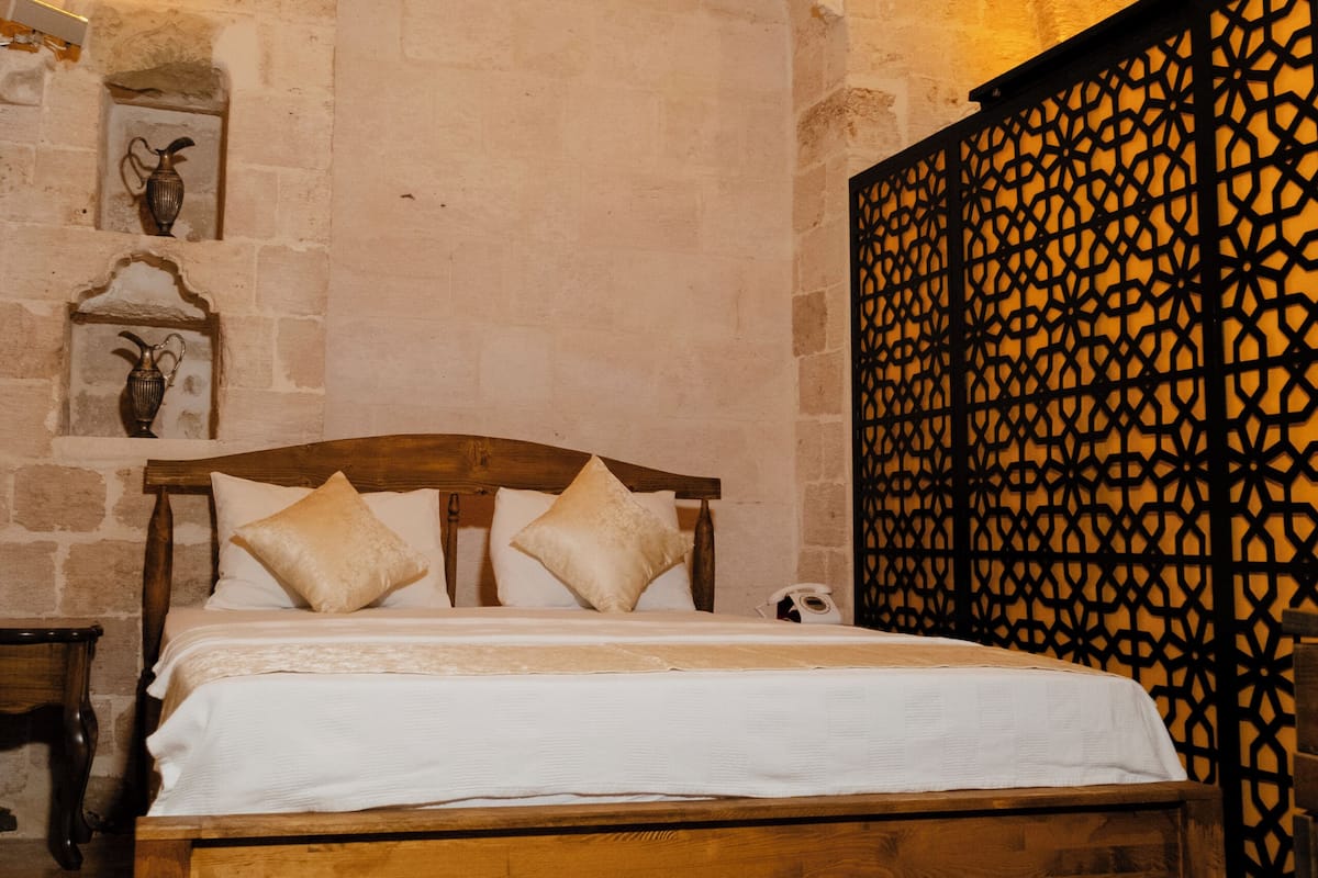 Luxury Double Room, Courtyard View