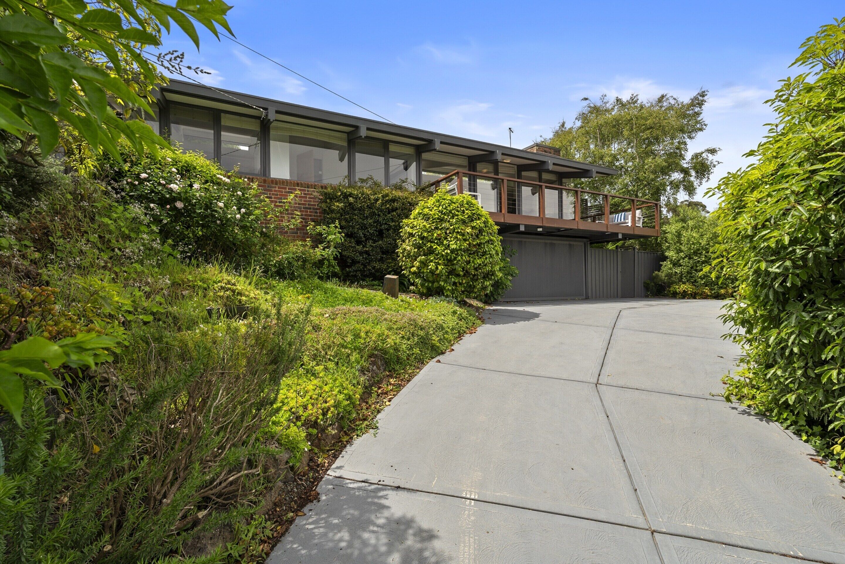 Apartment | Reception