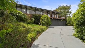 Apartment | Reception