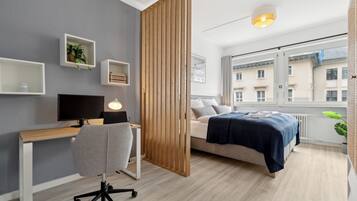 Apartment, Stadtblick | Verdunkelungsvorhänge, Bügeleisen/Bügelbrett, kostenloses WLAN