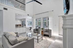 TV, fireplace, video games, ping pong - NEW! 6BR Elegant Hollywood Lakes Mansion w/ Pool & Spa (Hollywood)