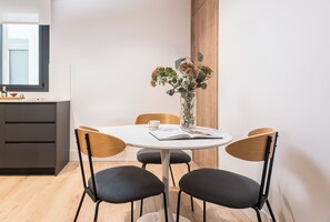Dining - Doctor Castelo XLVII (Madrid)