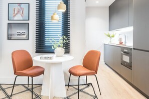 Dining - Doctor Castelo xxxiii (Madrid)