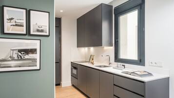 Refrigerador, microondas, horno y lavavajillas