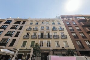 Exterior - Doctor Castelo XLIV - One Bedroom Apartment, Sleeps 2 (Madrid)