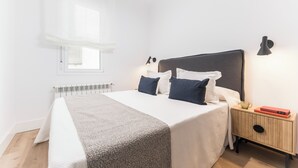 1 室のベッドルーム、アイロン / アイロン台、WiFi (無料)、ベッドシーツ