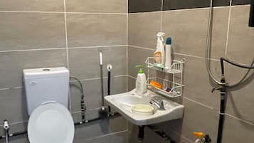 Familie resortwoning, niet-roken, airconditioning | Badkamer | Handdoeken