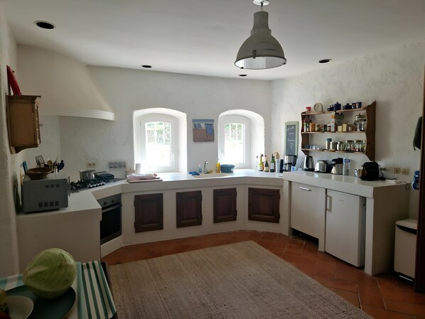 House | Private kitchen | Highchair - Beautiful Detached Villa With Pool (Flayosc)