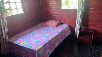 4 bedrooms, free WiFi, wheelchair access