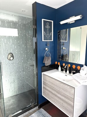 Hair dryer, towels - Sunny Dunes Oasis - 3bd, 2bath pool home (Palm Springs)