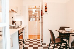 Apartment | Private kitchen - Apartment in Lisboa With Private Terrace (Lisbon)