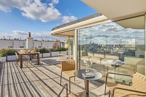 Apartment | Outdoor dining - Penthouse With View of the Eiffel Tower-faubourg (Paris)