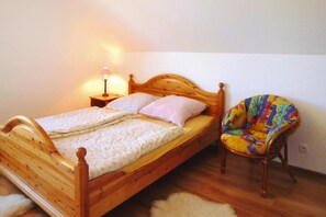 3 bedrooms, individually furnished, iron/ironing board, bed sheets - Holiday Apartment With Fireplace, Lake View (Lipnica)
