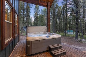 Baignoire à remous extérieure