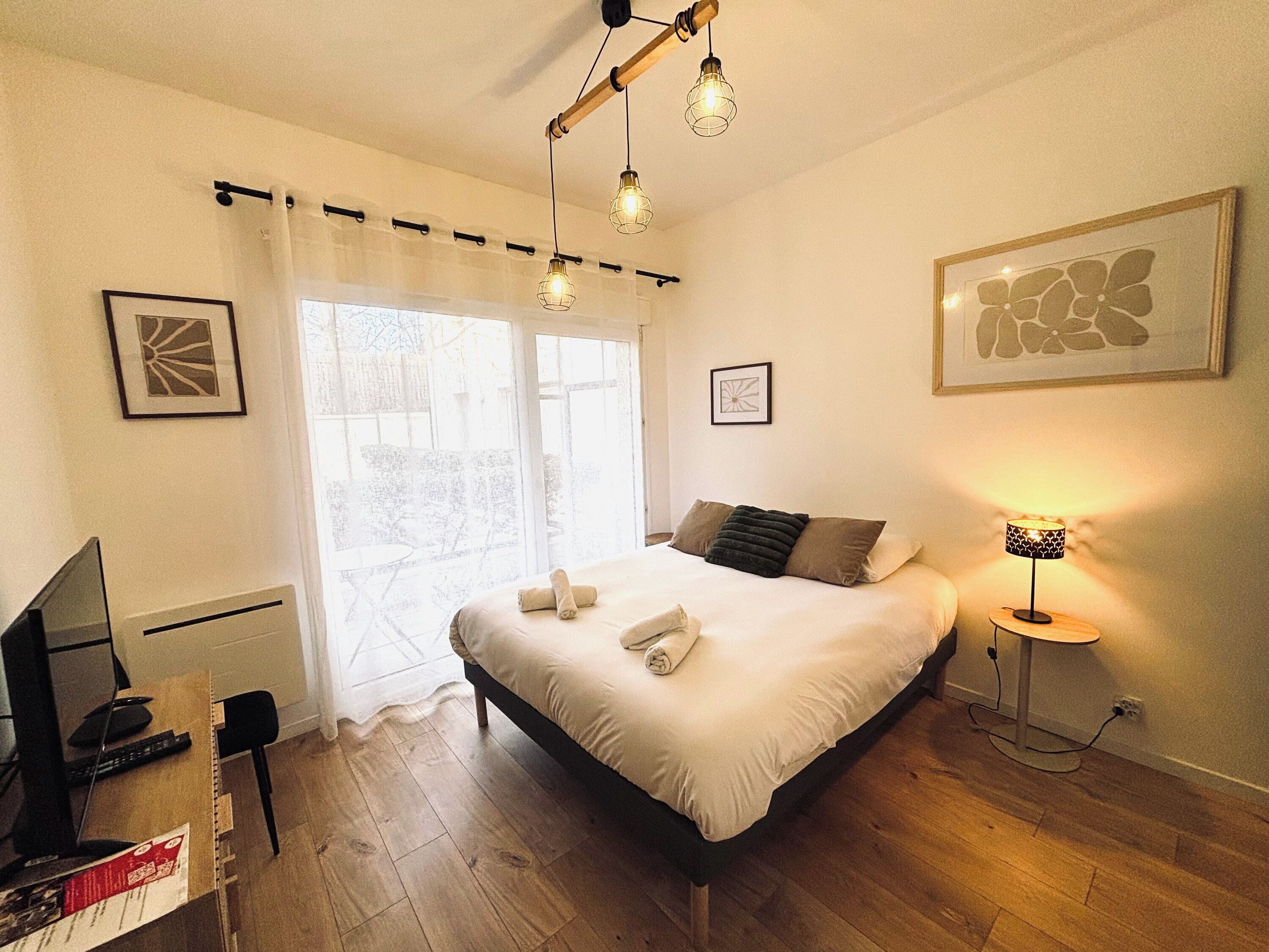 1 bedroom, WiFi, bed sheets