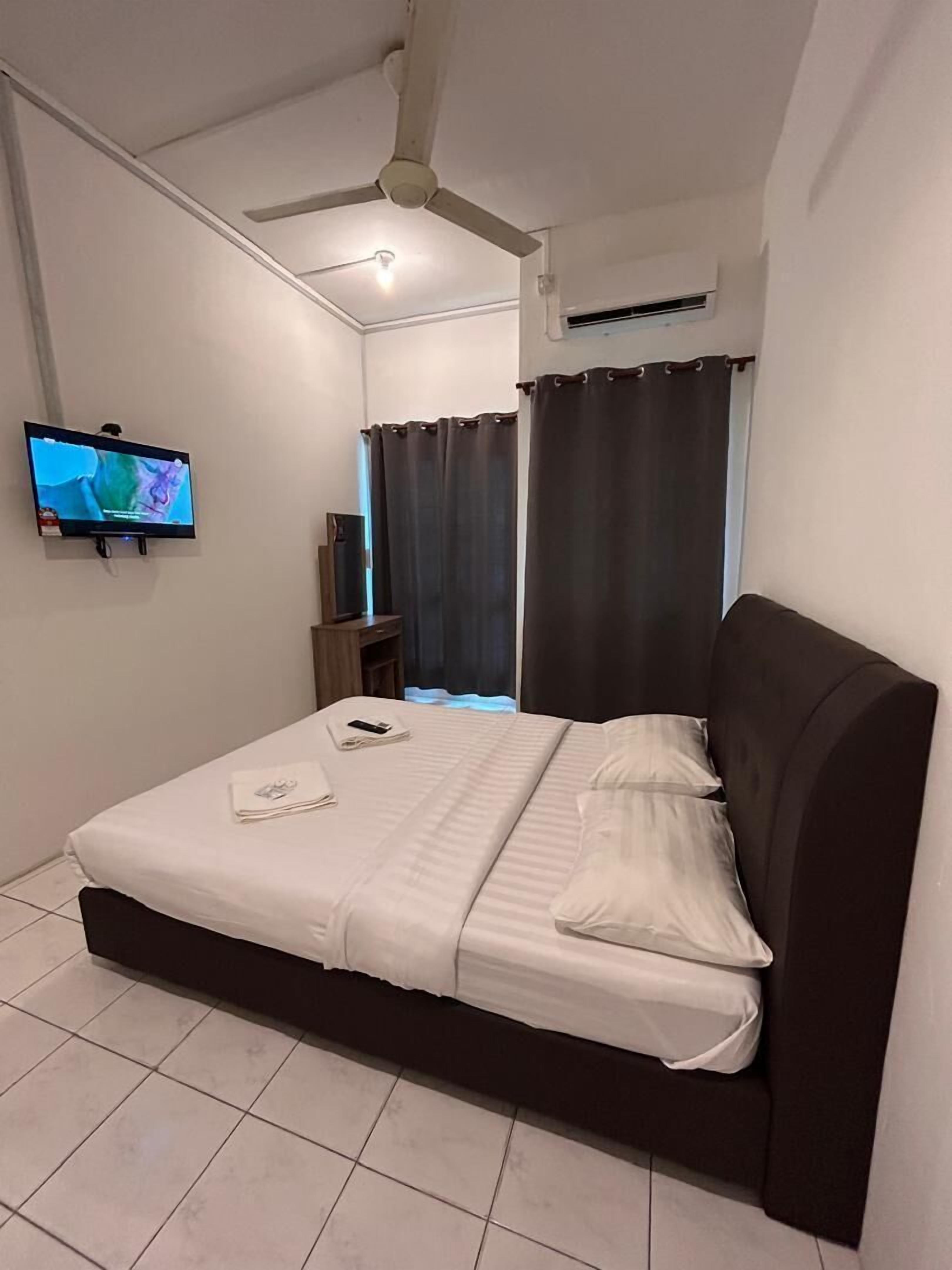 Superior Double Room | Desk, free WiFi
