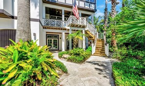 Exterior - New Beach House 1 Min to Beach! Heated Pool/Spa! (Anna Maria)