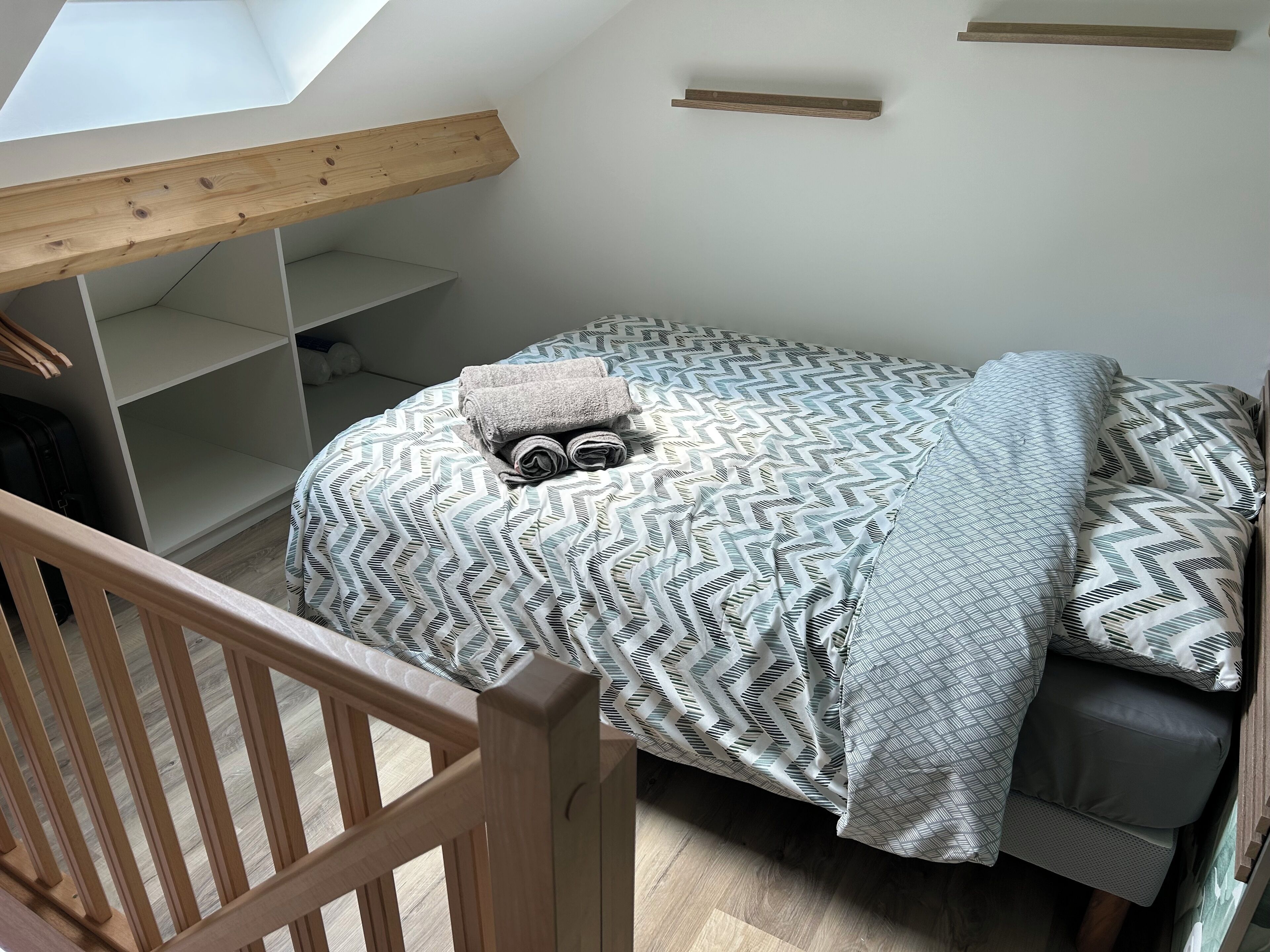 1 chambre, fer et planche à repasser, Wi-Fi, draps fournis