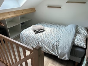 1 bedroom, iron/ironing board, WiFi, bed sheets - Le Gary Cosy, Air-conditioned studio, Dijon center (Dijon)