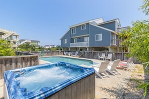 Pool - Semi-oceanfront pet-friendly Corolla home w/ pool and hot tub! (Corolla)