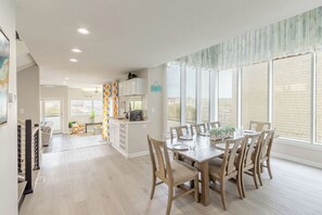 Dining - Oceanfront pet-friendly Nags Head home w/ hot tub by Sun Realty (Nags Head)