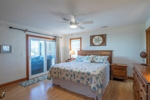 Iron/ironing board, Internet, bed sheets - Pet-friendly oceanfront home w/ pool, hot tub, & stunning views! (South Nags Head)